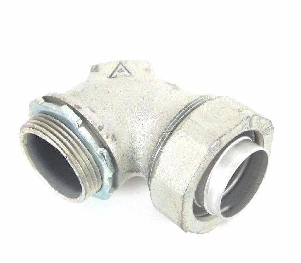Used BOX OF 5 NEW EGS APPLETON ST-90125 1-1/4 90DEG CONNECTORS
