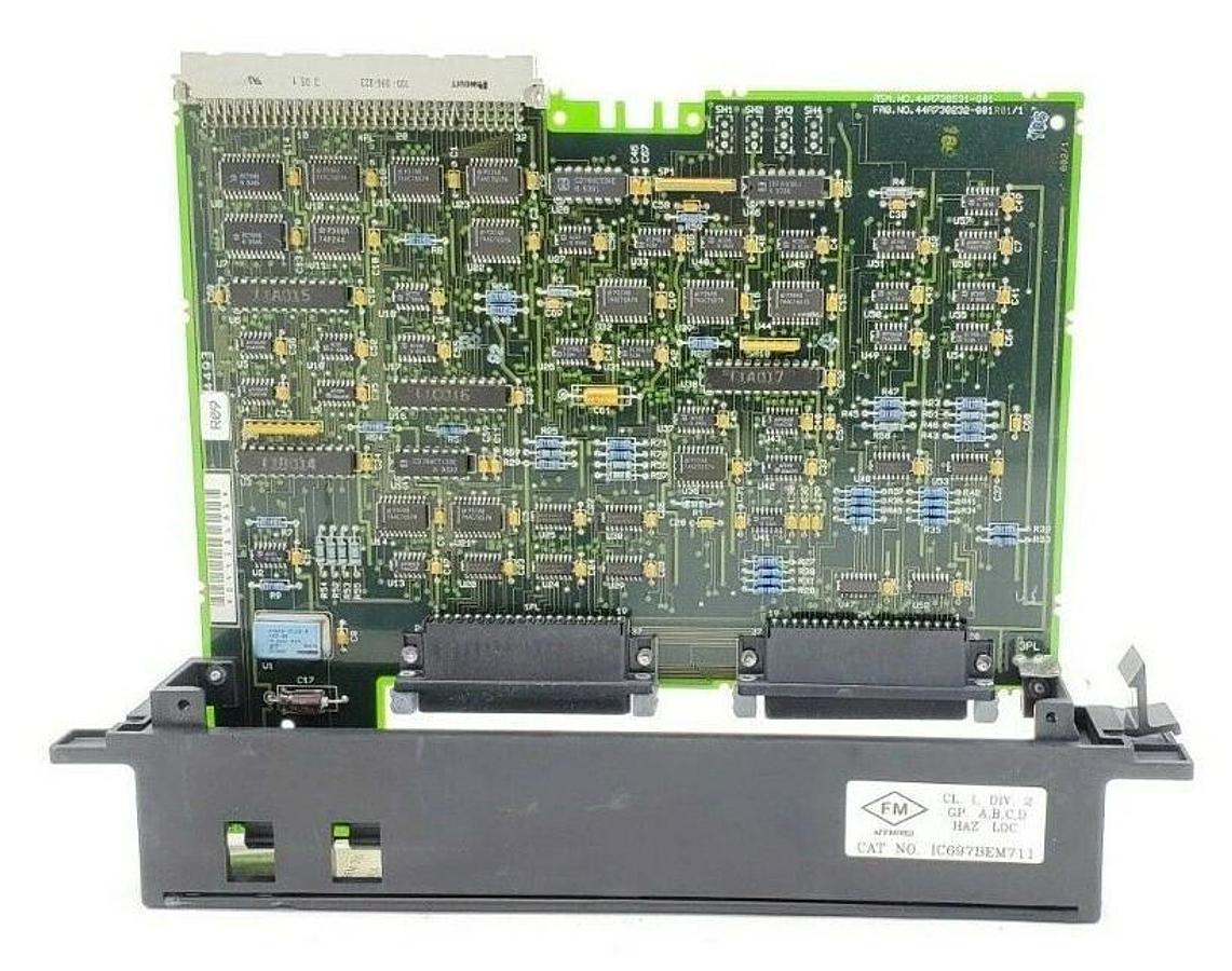 Used GE FANUC IC697BEM711J BUS EXPANSION RECEIVER MODULE IC697BEM711 (CHIPPED)