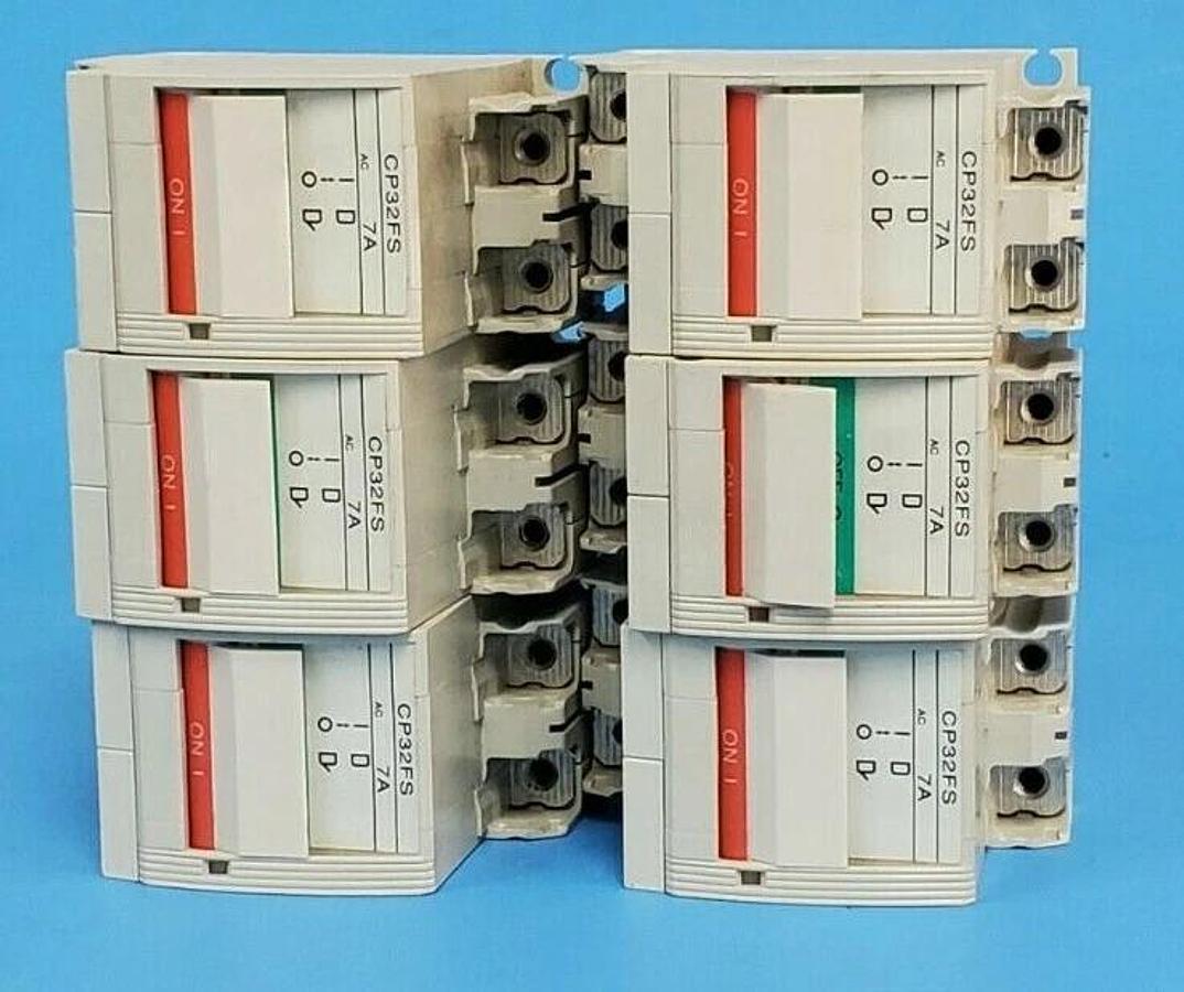 Used LOT OF 6 FUJI ELECTRIC CP32FS/7 CIRCUIT PROTECTORS CP32F-S007, 7A, 2-POLE