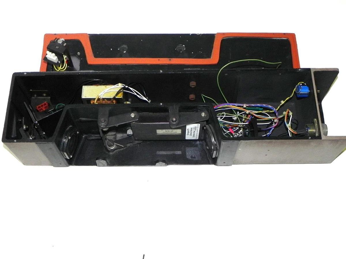 Used DYNAGARD 75 GLOSSMETER GLOSS SENSOR