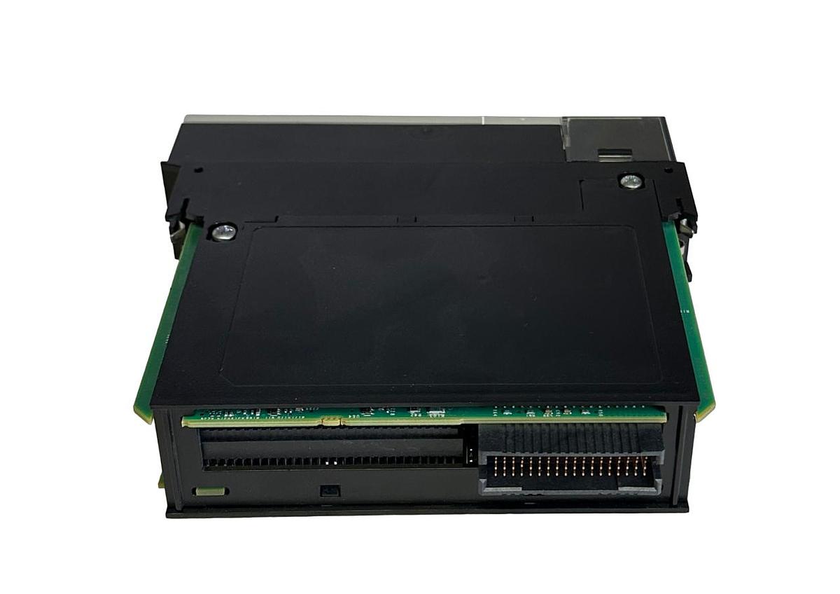 Used ALLEN BRADLEY 1756-L63 /B ControlLogix Logix5563 8MB PROCESSOR RS-232 1756L63
