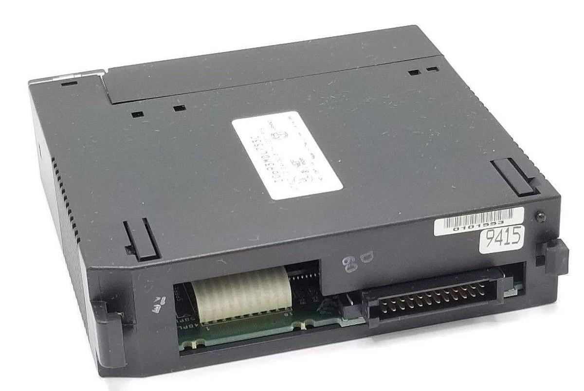 Used GE FANUC IC693MDL753C OUTPUT MODULE 0.5A, 32 PT POS, 12/24 VDC