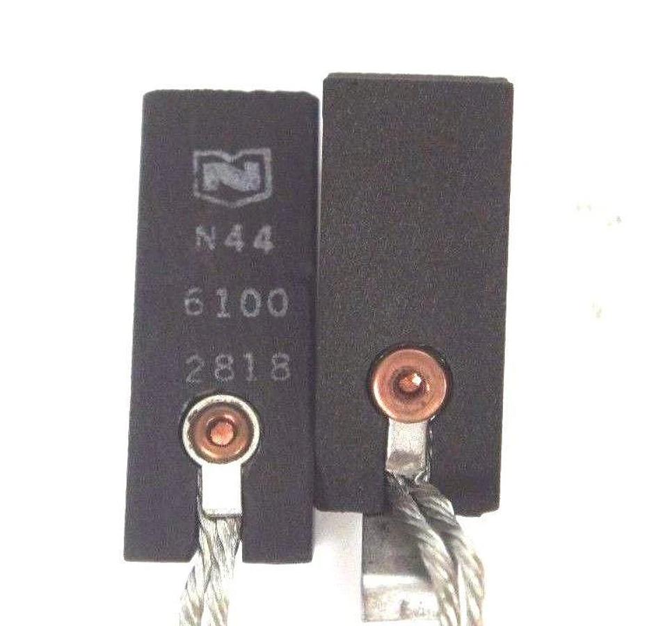 LOT OF 4 NEW NATIONAL N44 CARBON BRUSHES 6100 2818
