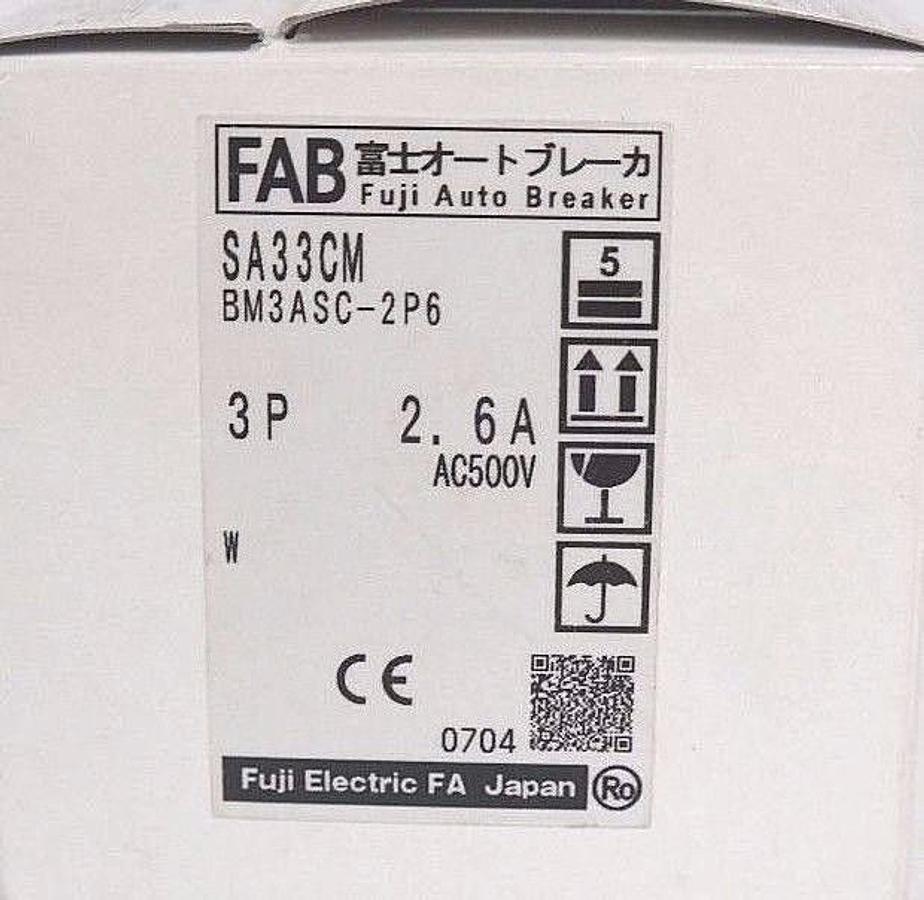 NIB FUJI SA33CM CIRCUIT BREAKER BM3ASC-2P6, 3P, 2.6A, AC500V, BM3ASC2P6