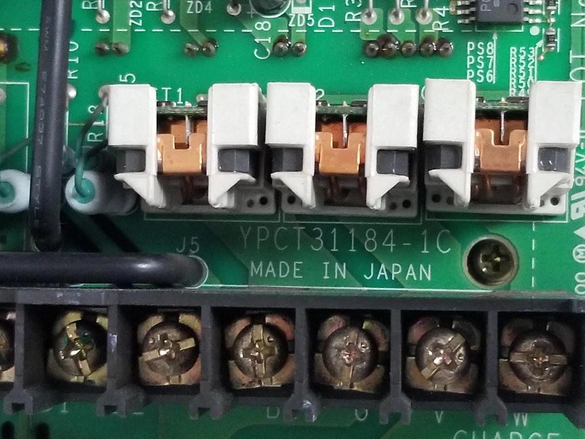 Used YASKAWA YPCT31184-1C CONTROL BOARD W/ 7MBR25NF120 TRANSISTOR HE2aN-DC24V RELAY