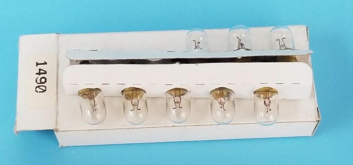 Used LOT OF 8 NEW GENERIC 1490 MINIATURE LAMPS