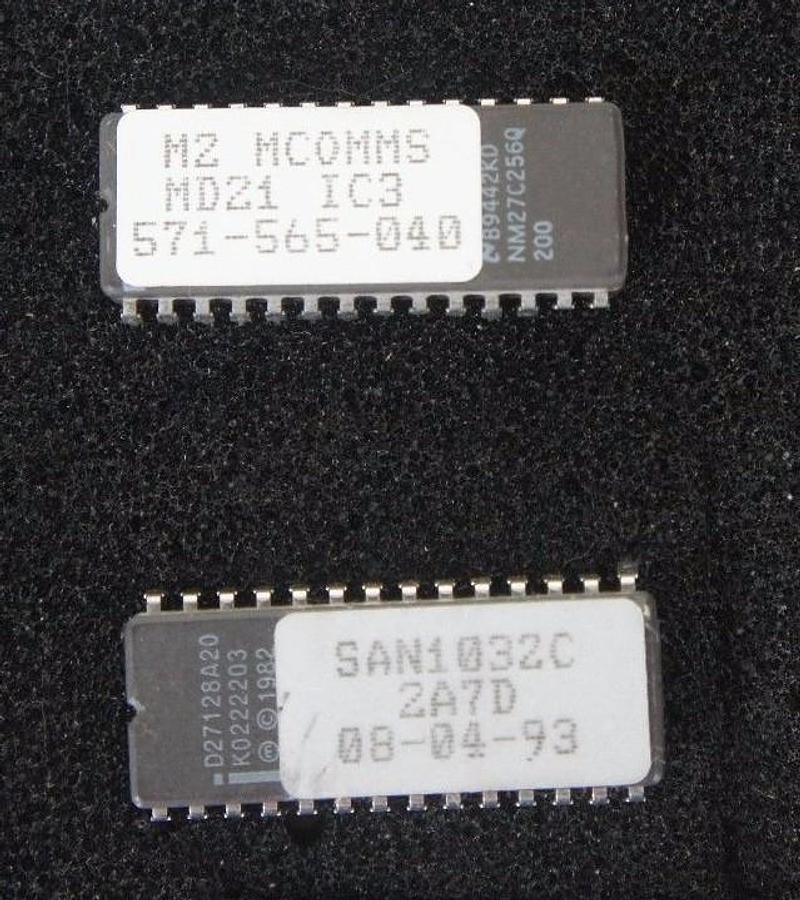 Used GENERIC EPROMS (6) V1.2A 571-565-030 (2) V0.5 571-565-028, 571-565-040, 080493