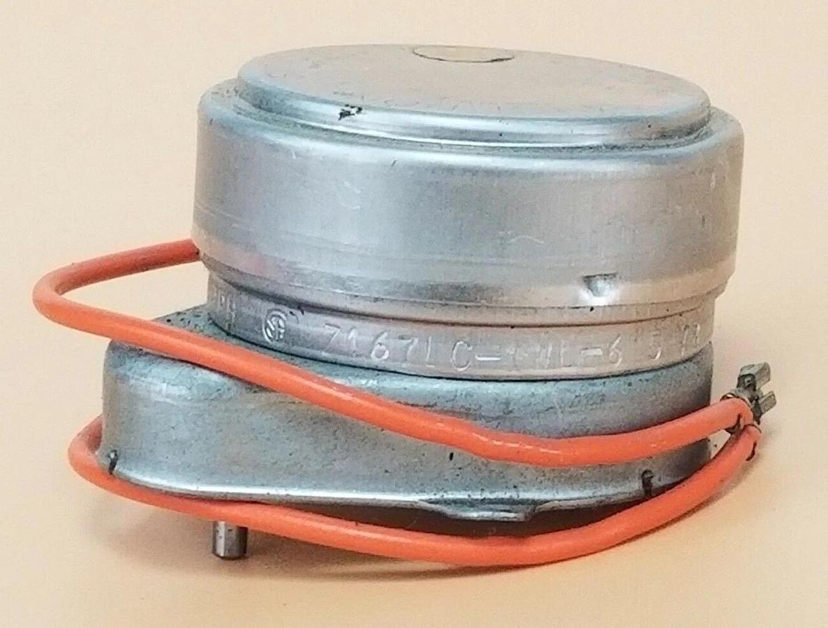 Used SYNCHRON Z167LC-1WL-6 STEPPER MOTOR 5-78 640 110V 60CY 5W 150RPHJ Z167LC1WL6