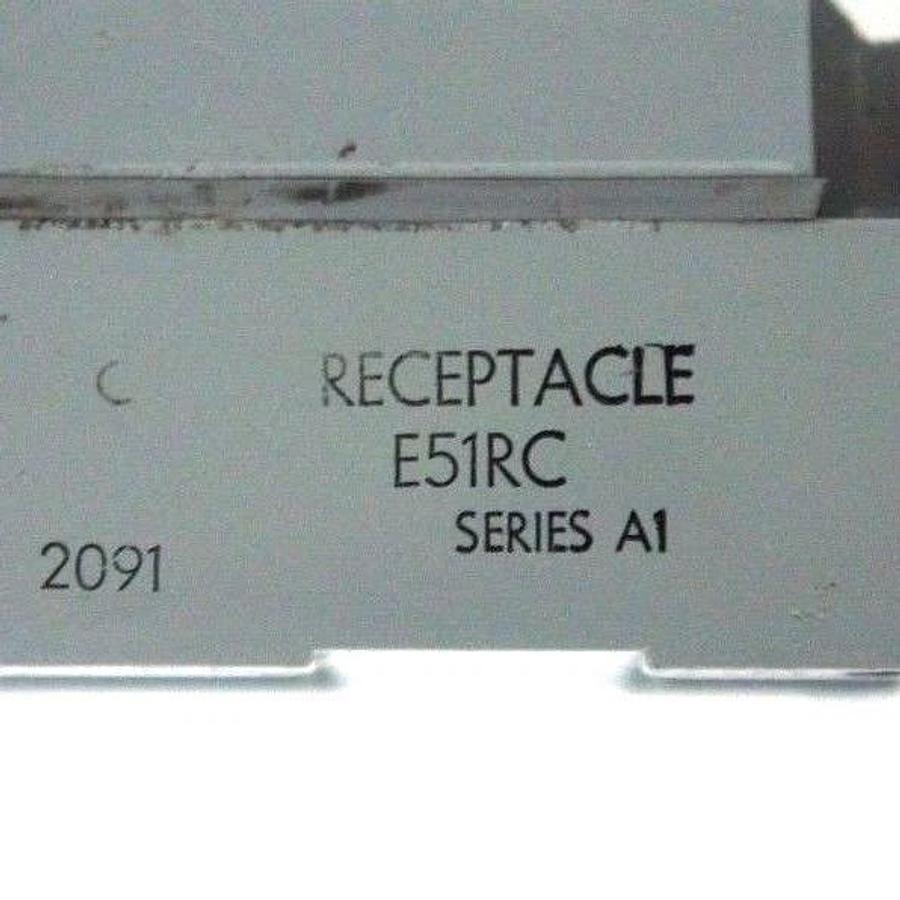 Used CUTLER-HAMMER E51DP4 SER. B3 PHOTOELECTRIC HEAD W/ E51SCL & E51RC