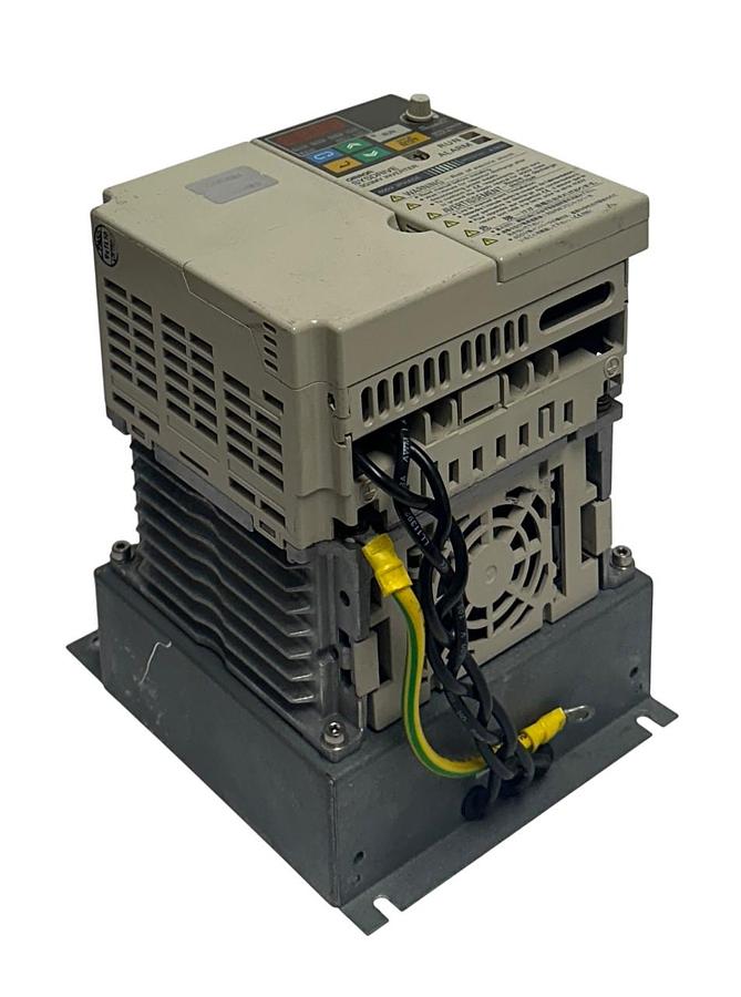 Used OMRON 3G3MV-A4040 / 3G3MVA4040 SYSDRIVE INVERTER W/ 3G3MV-PFI3020-D FILTER USNP