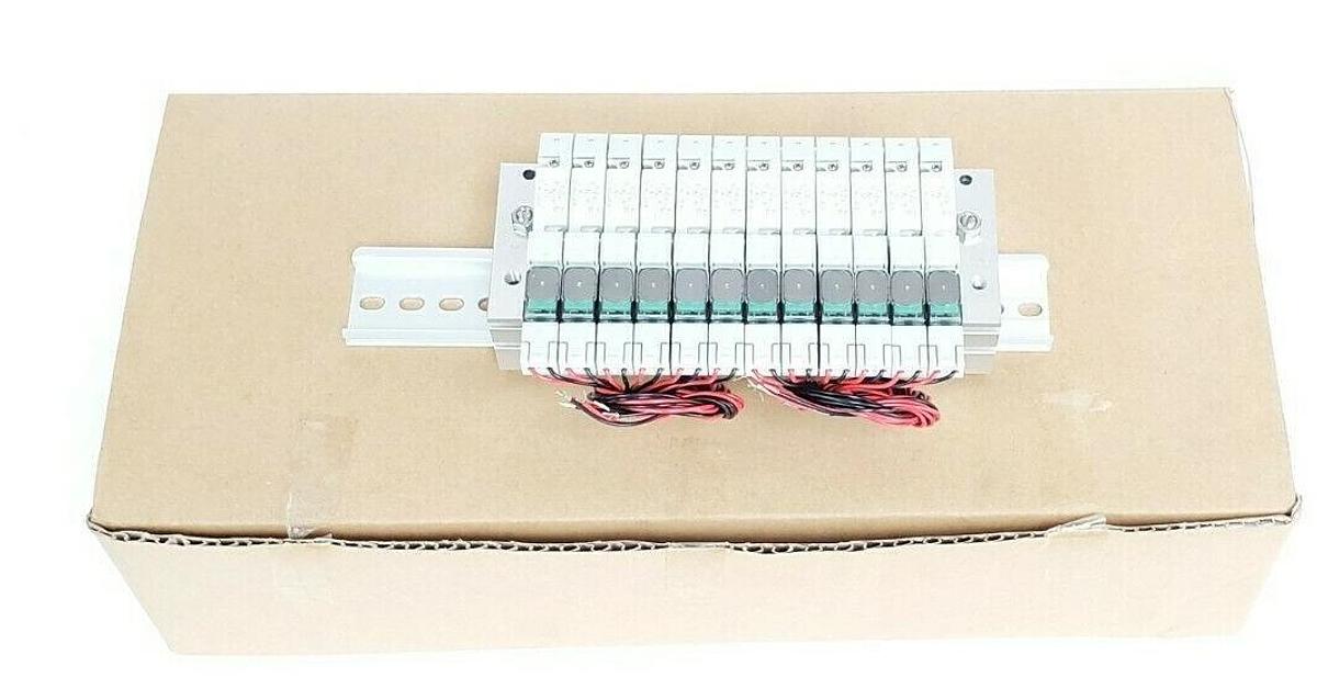 Used NIB CKD M4GB110R-C6-E2KD-12-3 VALVE MANIFOLD BLOCK ASSEMBLY 4GB119R-00-E2K-3