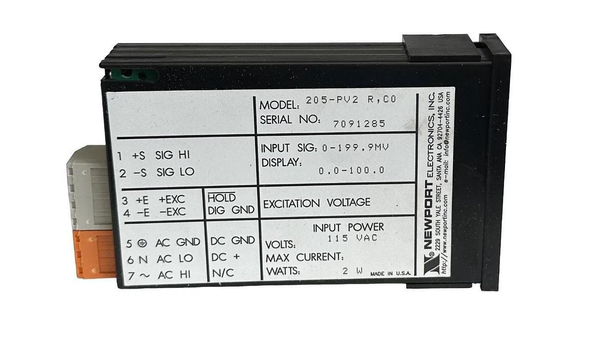 NEW NEWPORT ELECTRONICS 205-PV2 R,C0 PROCESS PANEL METER 115VAC 2W 205PV2
