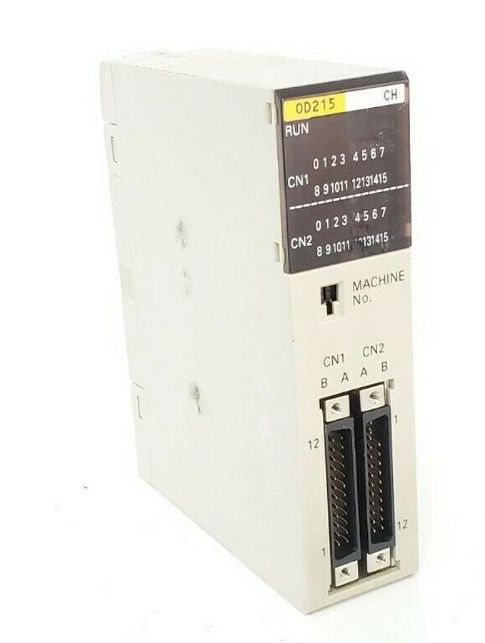 Used OMRON C200H-0D215 OUTPUT UNIT C200H0D215, 24VDC