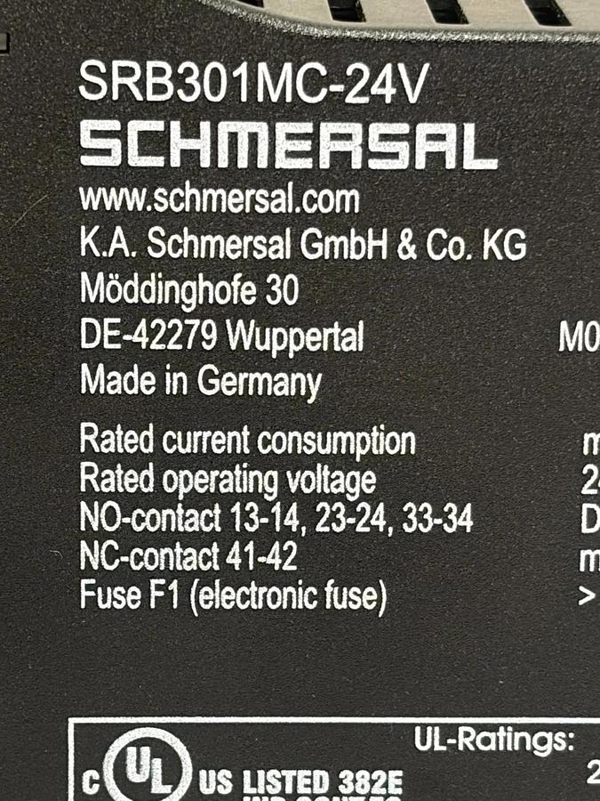 Schmersal SRB301MC-24V Safety Relay Module 24VDC 3 NO 1 NC New Surplus