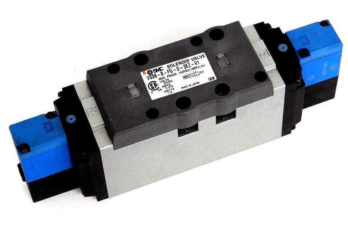 Used SMC VSS8-8-FG-D-3EZ-V1 PLUG IN SOLENOID VALVE BLUE DC21 COILS VSS88FGD3EZV1