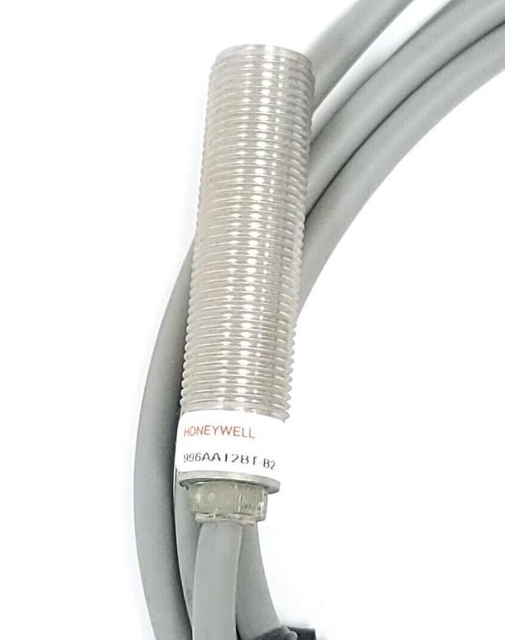 Used NEW HONEYWELL 996AA12BT-B2 PROXIMITY SENSOR 996AA12BTB2 9-30VDC/100mA