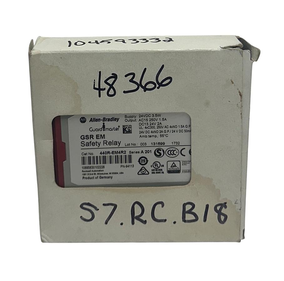Used ALLEN BRADLEY 440R-EM4R2 /A Guardmaster SAFETY RELAY EXPANSION GSREM 24VDC NSMP