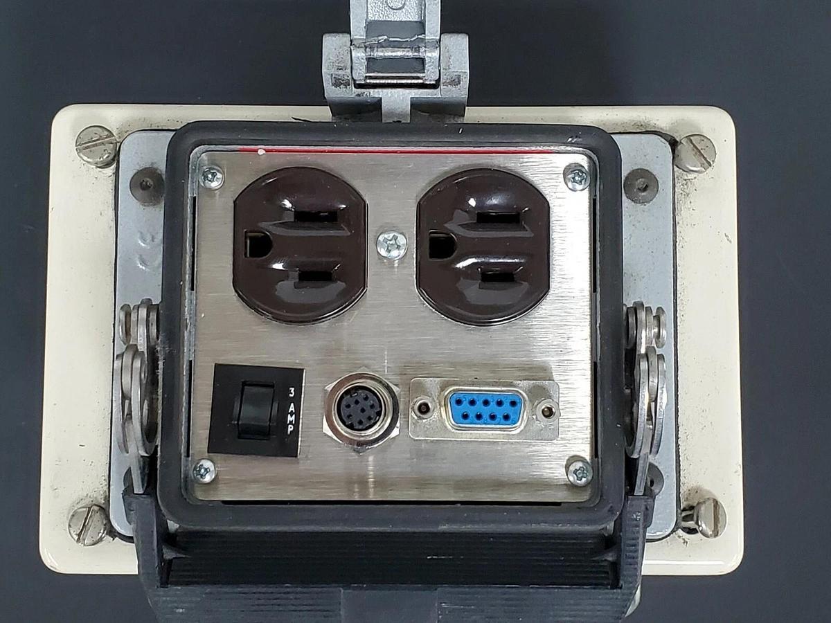 Used HOFFMAN / MENCOM CORP. A-6044SC ENCLOSURE W/ NEMA TYPE 4 109-REC PROGRAM PORT