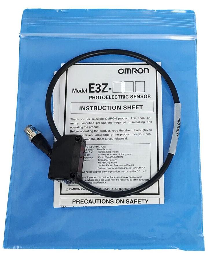 Used NEW OMRON E3Z-T81A-D PHOTOELECTRIC SENSOR