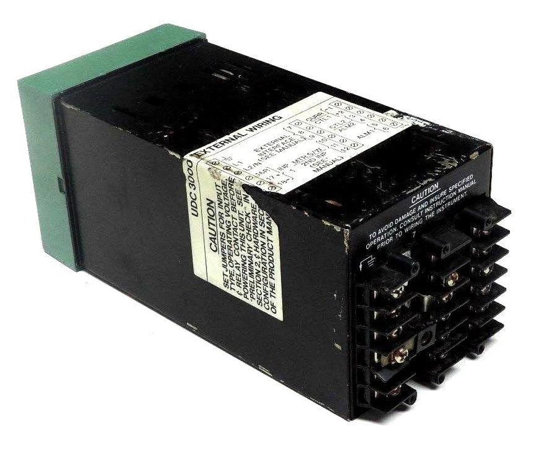 Used HONEYWELL DC3003-0-12A-2-00-0111 TEMPERATURE CONTROLLER UDC-3000 DC3003