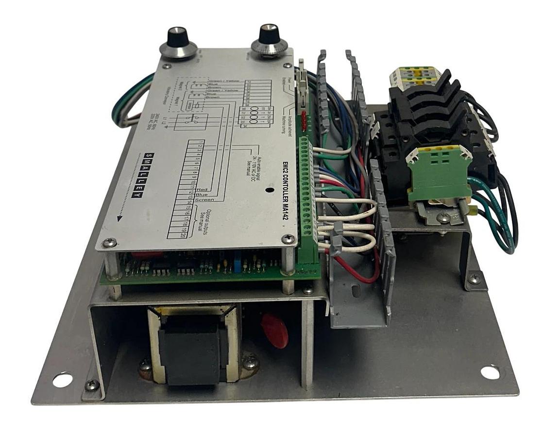 Used SMALLEY EMC2 CONTROLLER MA142 VIBRATORY CONTROLLER 220-240VAC 50/60Hz USNP