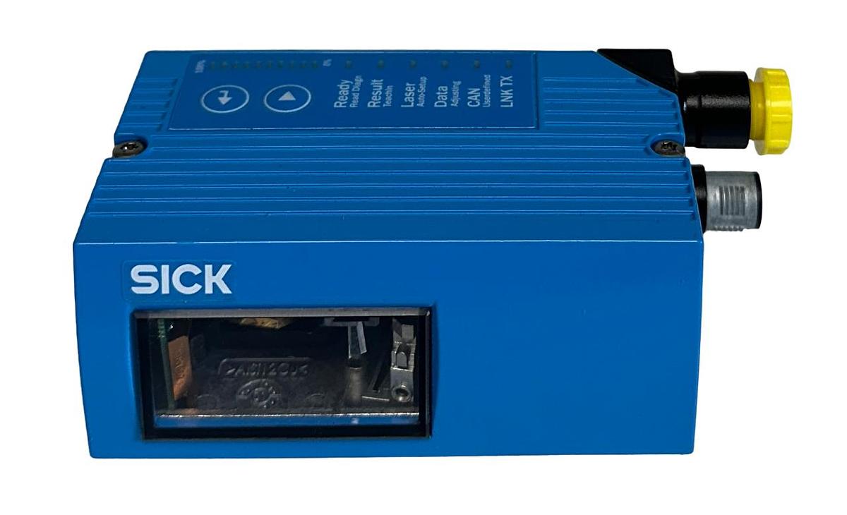 Used NEW SICK CLV630-1831S01 / 1056132 FIXED MOUNT BARCODE SCANNER CLV63x 18-30V NSNP