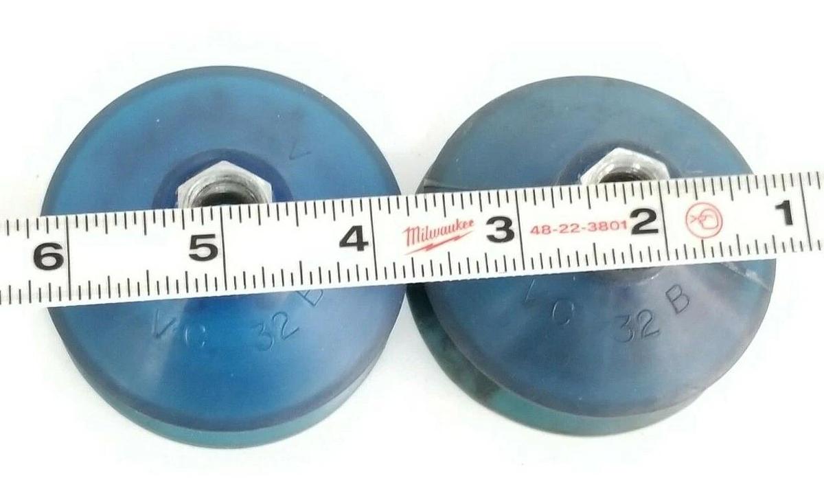 LOT OF 2 NEW VACCON VC32B-V VACUUM CUPS 1/2'' IN. THREAD 2-7/8'' IN. OD VC32BV