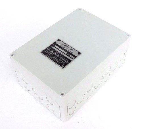 Used NEW LUMENITE FMT-3031 ELECTRONIC LEVEL CONTROL 110V