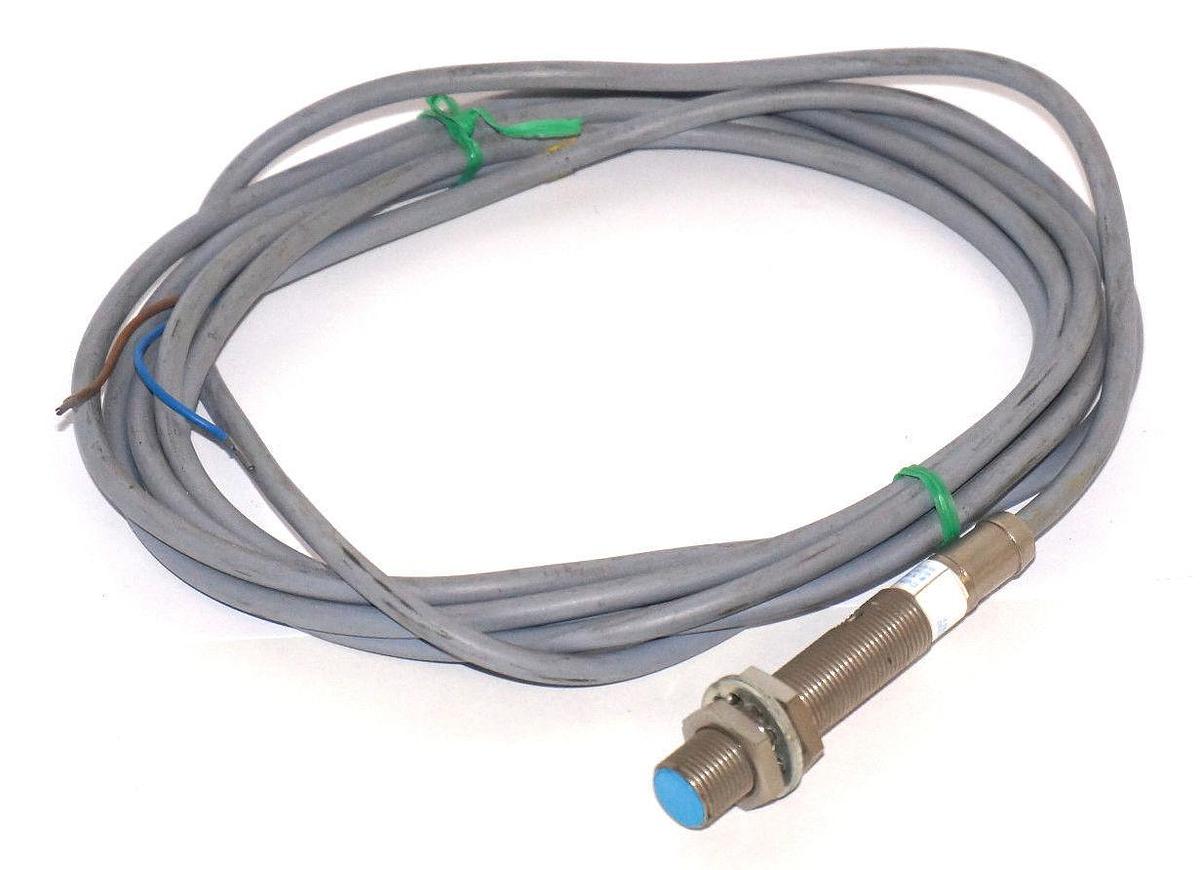 Used CUTLER HAMMER E57MAL12A2 PROXIMITY SENSOR SER. B1