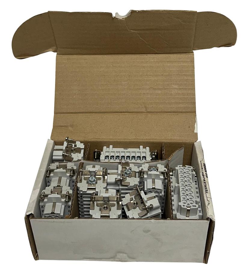 Used 12 THOMAS & BETTS FS132B Pos-E-Kon FEMALE SCREW TERMINAL INSERTS B32 SERIES NSMP