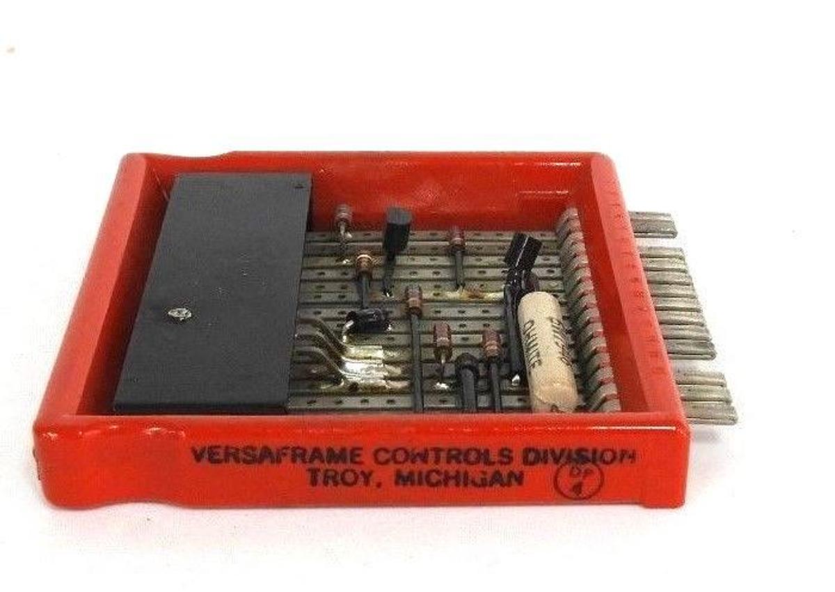 Used VERSAFRAME 56-24-25 25 WATT D.C. POWER S.W. AK825414 C1A12
