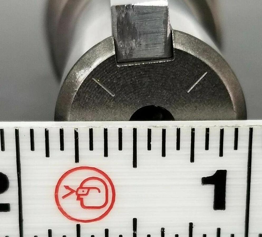 Used NEW VICKERS 270369 KEYED DRIVE SHAFT 7/8'' IN. DIA. 8-3/4'' IN. L