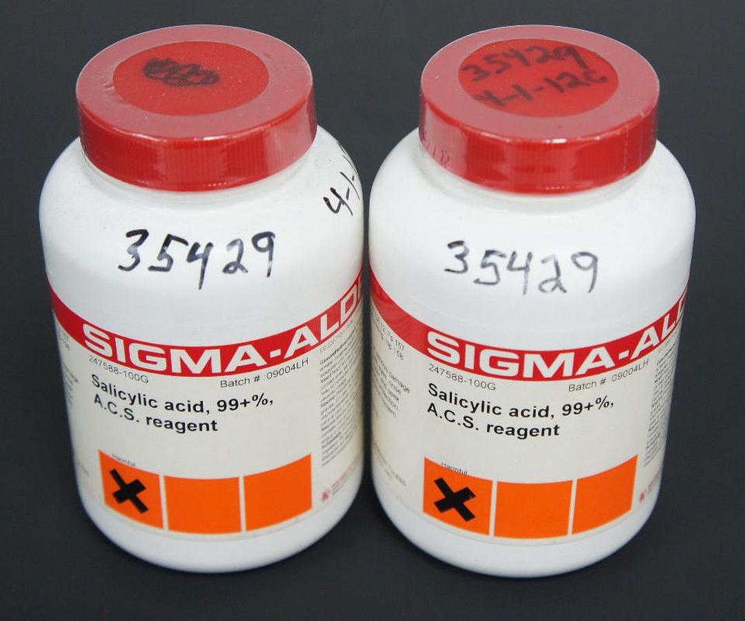 Used LOT OF 2 NEW SIGMA-ALDRICH 247588-100G SALICYLIC ACID BOTTLES 99+% A.C.S REAGENT