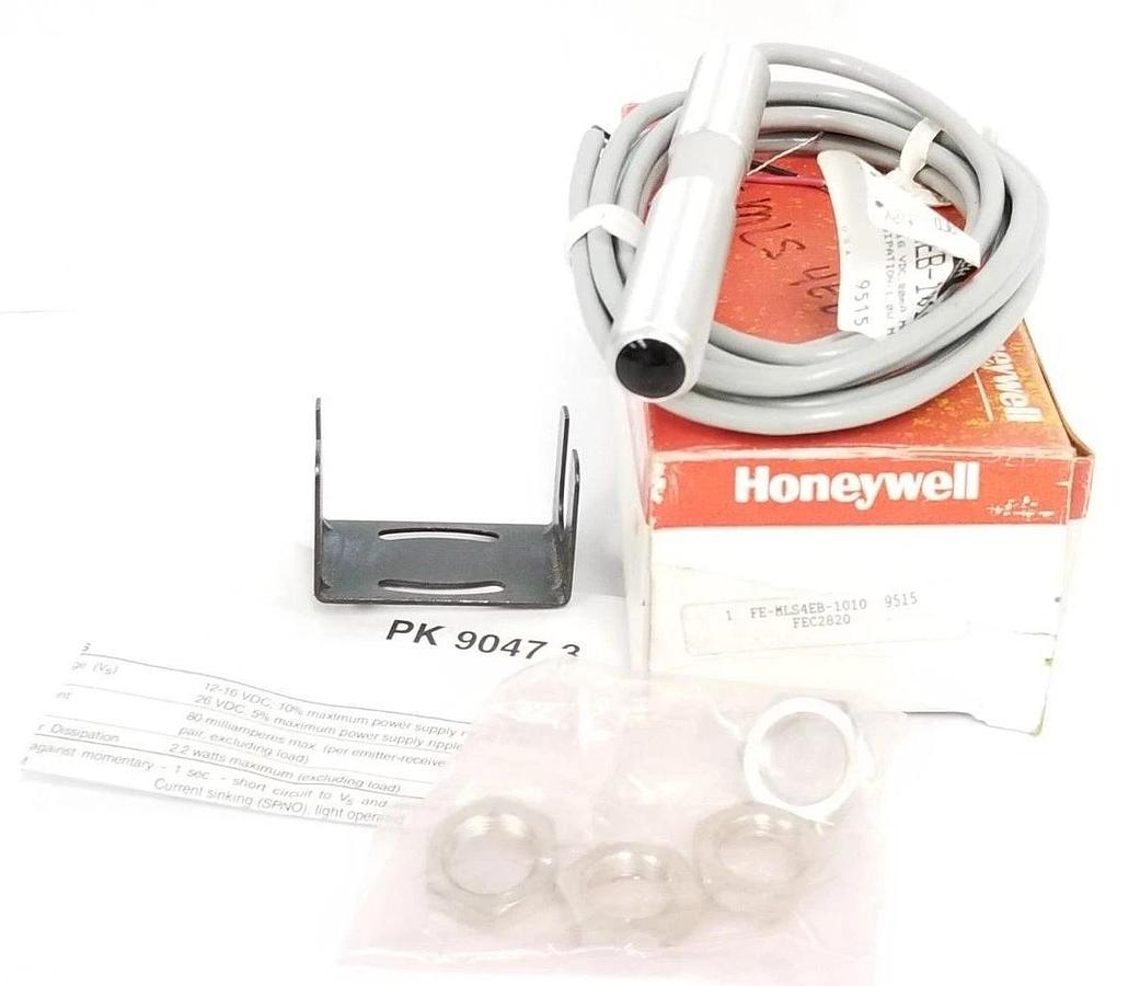 Used NIB HONEYWELL FE-MLS4EB-1010 PHOTOELECTRIC EMITTER FEC2820 FEMLS4EB1010 9515
