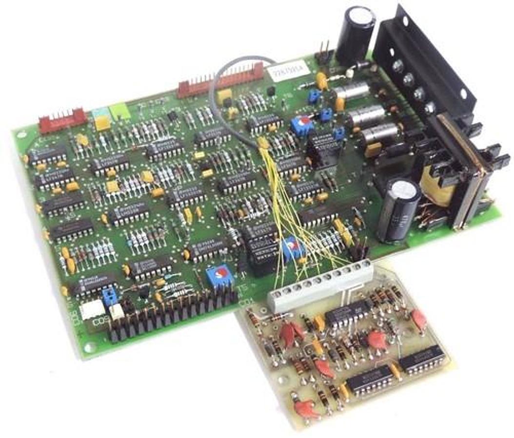Used BOBST 704-1091-04 PC BOARD 22B7025A WITH PPI 22-B-7020 CONTROL CARD