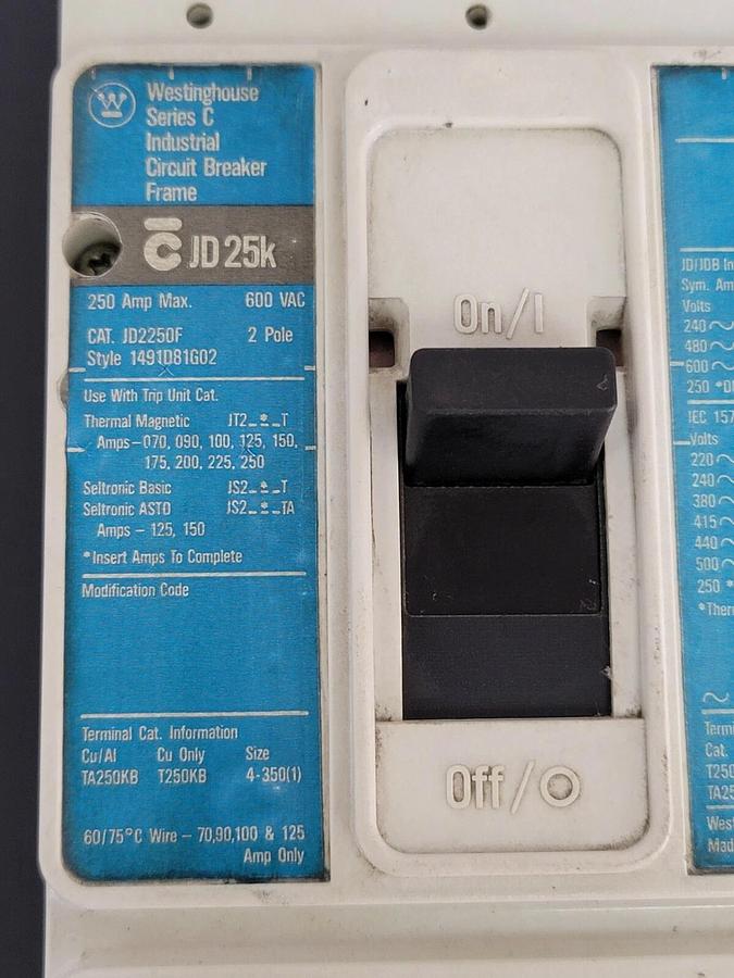 Used WESTINGHOUSE JD2250F CIRCUIT BREAKER 1491D81G02 2P 600VAC 250AMP JT2200T TRIP