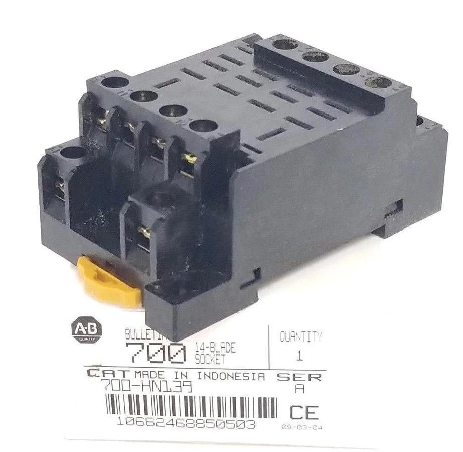 Used NIB ALLEN BRADLEY 700-HN139 14-BLADE SOCKET 700HN139, SER. A