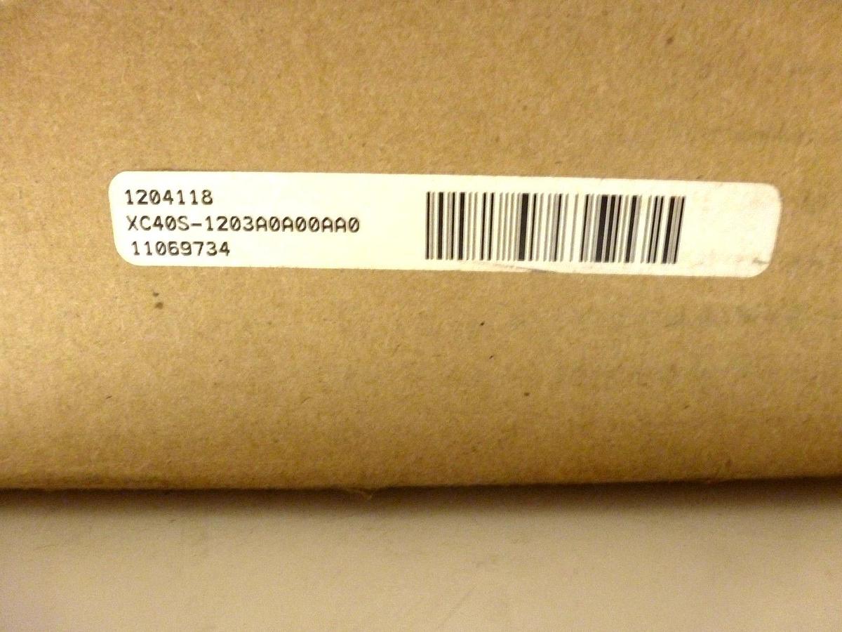 NIB SICK 1204118 XC40S-1203A0A00AA0 C4000 LIGHT CURTAIN 1200MM GUARDED AREA
