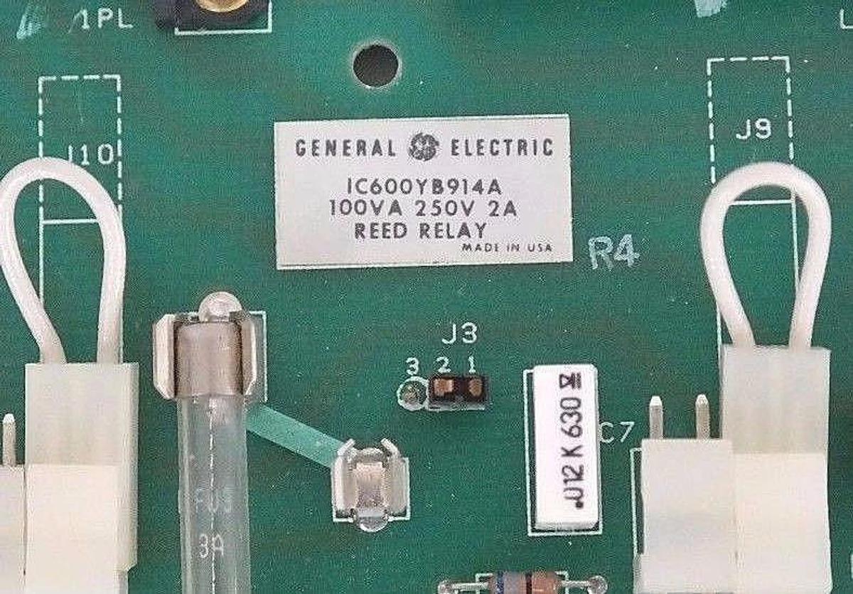 Used GE FANUC IC600YB914A, 100VA, 250V, 2A REED RELAY MODULE 44B718734-002/1