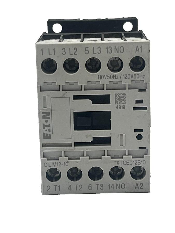 Used EATON DIL M12-10 / XTCE012B10 3-Pole IEC CONTACTOR XT IEC 12A 110V 50Hz NSNP