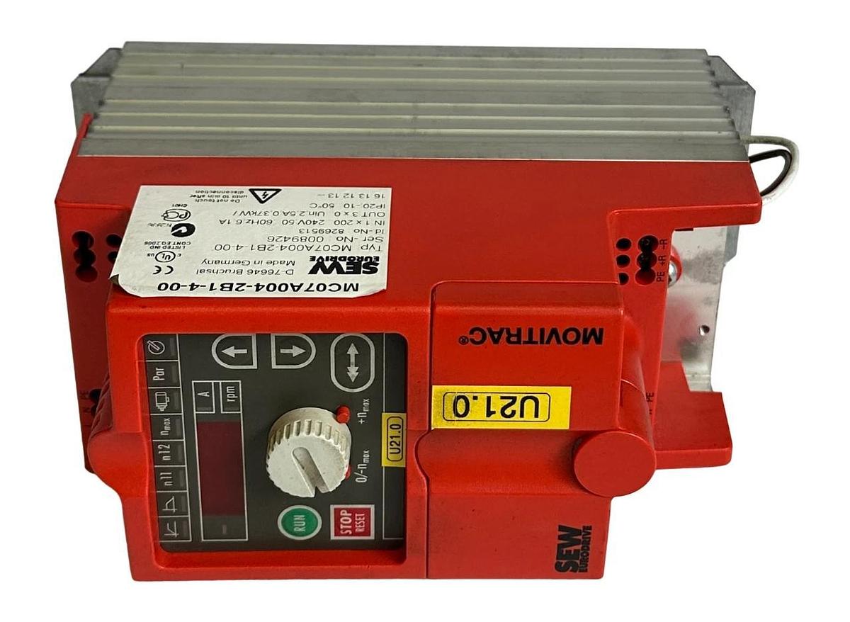 Used SEW EURODRIVE MC07A004-2B1-4-00 / 8269513 MOVITRAC AC INVERTER 200/240V 6.1A IN