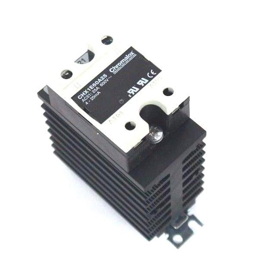 NIB CHROMALOX SSR1P-2521 HEAT SINK 305891, CHX1E60A25, 25A, 600V, 4-20MA