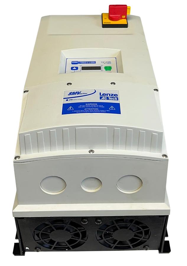 Used LENZE AC TECH 13437827 / ESV153N04TMD SMVector DRIVE 15kW/20HP 400/480V 3PH NSMP