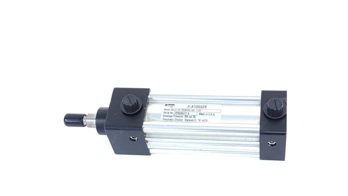 Used NEW PARKER 01.50 CBB3MA4U13AC 3.000 PNEUMATIC CYLINDER A100326