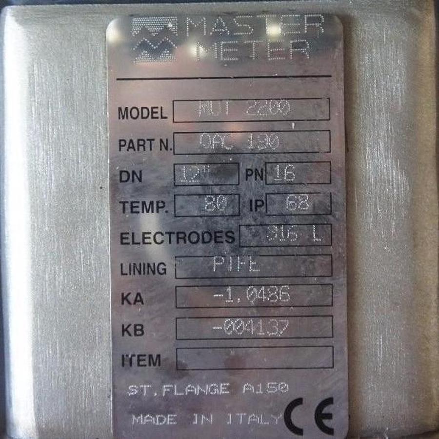 Used NEW MASTER METER MODEL: MC 208 P/N: QAZ 179 CONVERTER ELECTROMAGNETIC FLOW METER