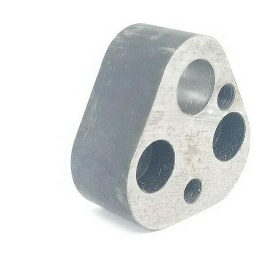 Used NEW DAYTON TRUE LOCATION ART 16 RETAINER ART16 (NO HARDWARE)