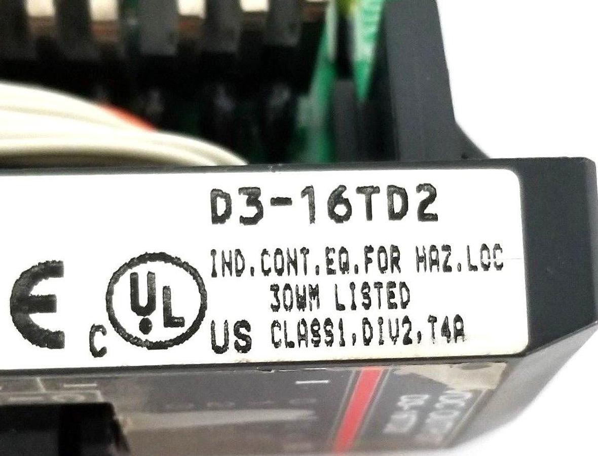 Used AUTOMATION DIRECT D3-16TD2 SOURCING OUTPUT MODULE D316TD2