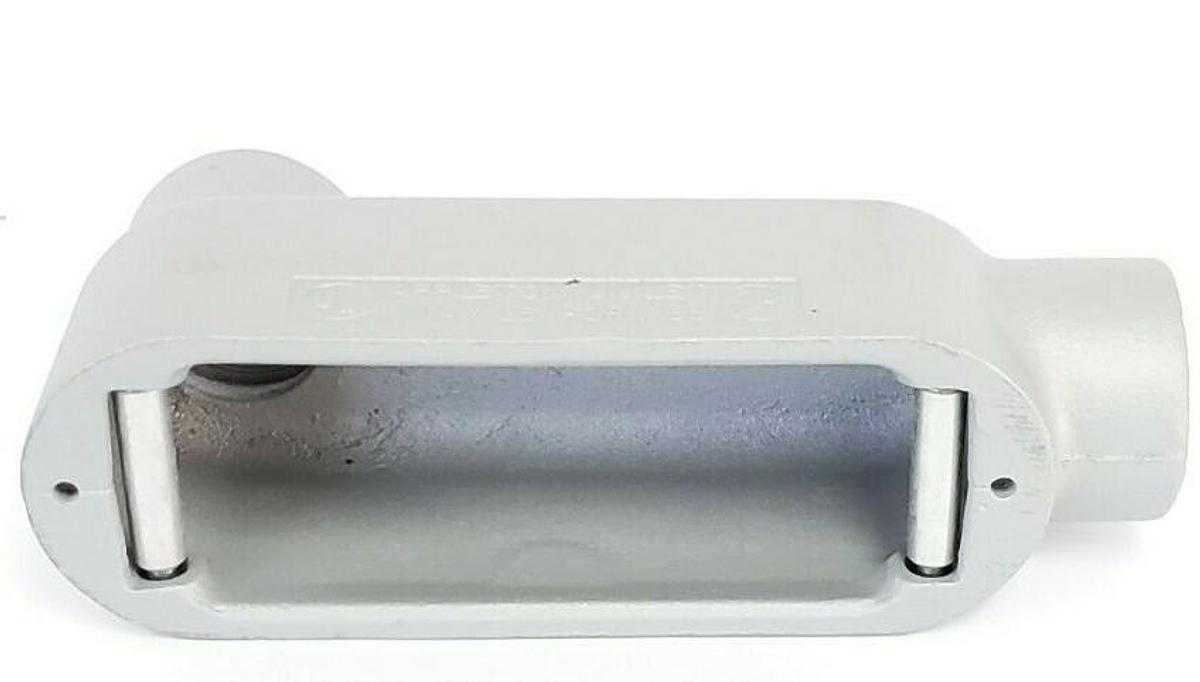(9) NIB APPLETON LB125-M 1-1/4INCH MALL IRON FORM 35 UNILETS TYPE LB CONDUITS