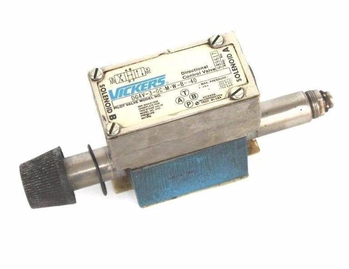 Used VICKERS DG4V-3-0C-M-W-B-40 DIRECTIONAL CONTROL VALVE PILOT