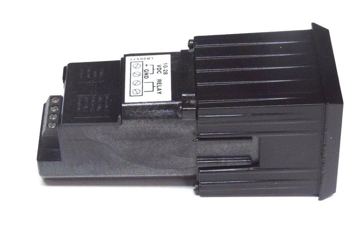 NIB RED LION CUBT0130 COUNTER 10/28VDC